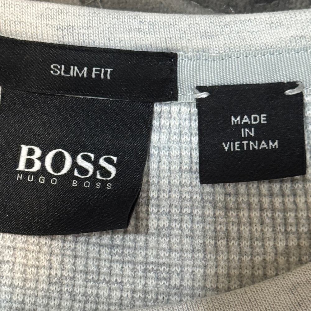 Hugo Boss Men's Long Sleeve Crewneck Thermal Tee in Light Blue. Size Large - Picture 6 of 10